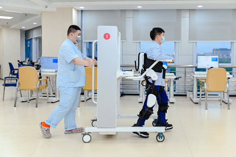 盈康一生两大医疗领域机器人应用场景入选国家级优秀名单